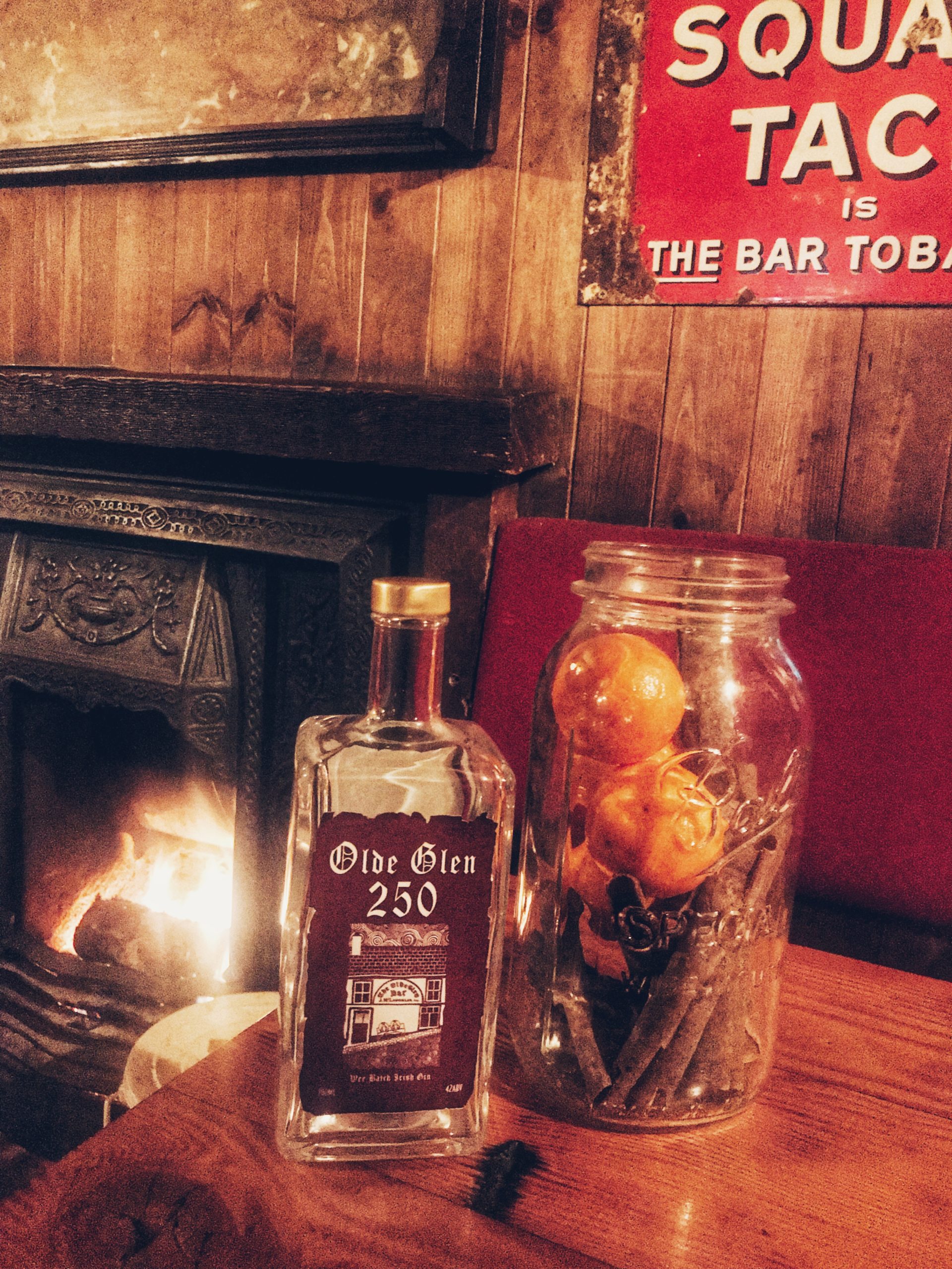 Olde Glen Bar Gin scaled-Donegal Food TOurs